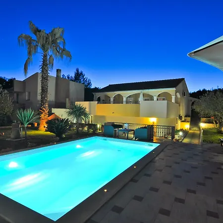 Appartement Vanilla With Heated Pool *