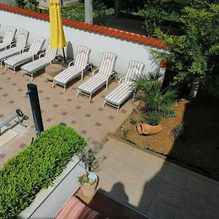 Vanilla With Heated Pool Appartement