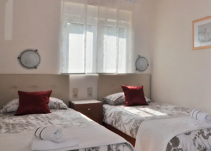 Apartman Vanilla With Heated Pool Zára