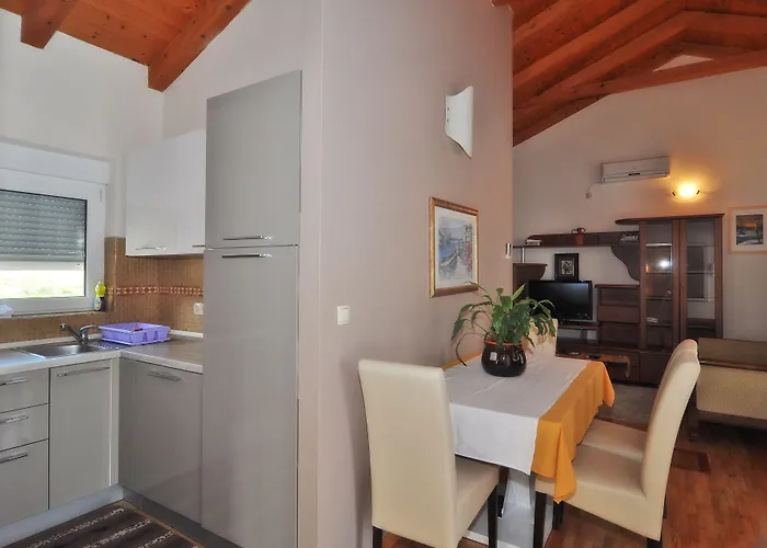 Vanilla With Heated Pool Apartman