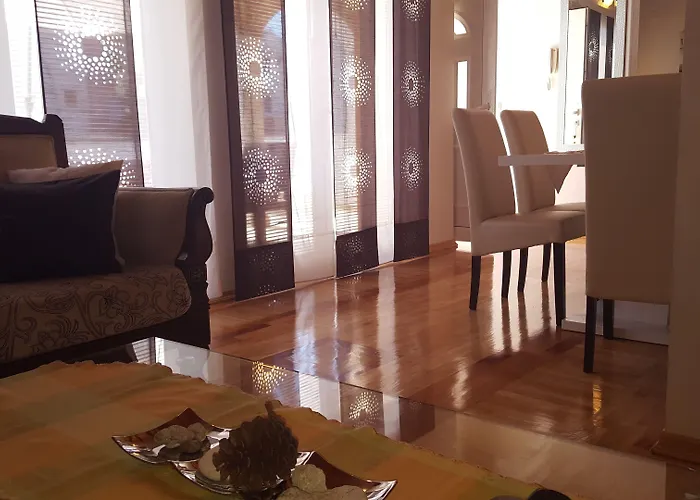 Apartman Vanilla With Heated Pool Zára