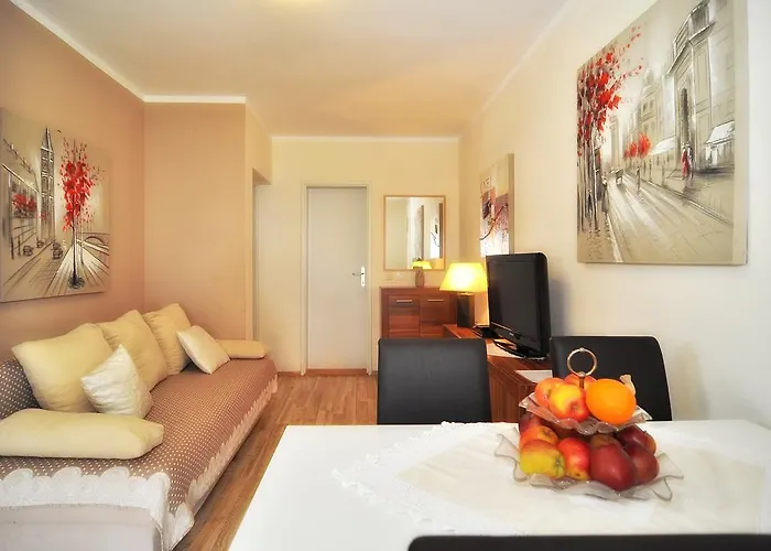 Vanilla With Heated Pool Zára