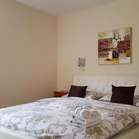 Apartment Vanilla With Heated Pool *