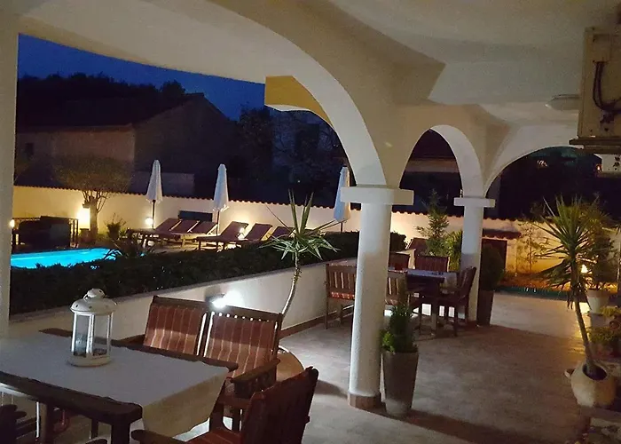 Vanilla With Heated Pool * Zadar