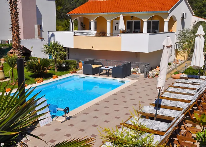 Vanilla With Heated Pool Zadar