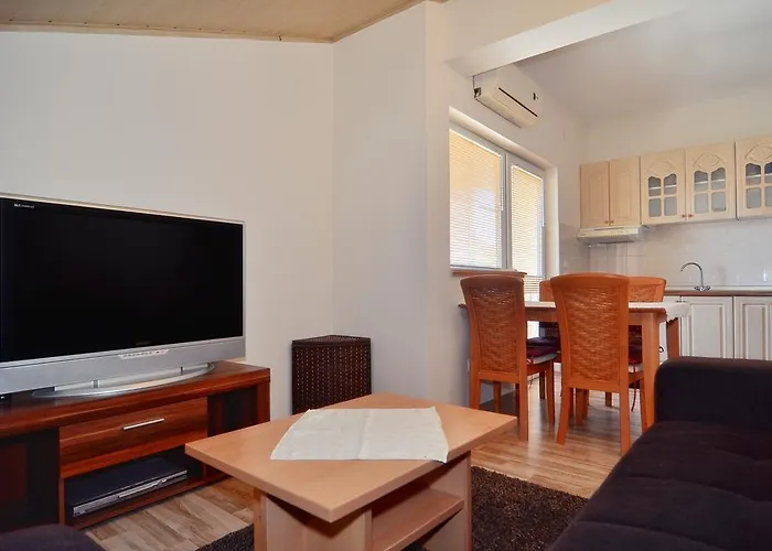 Vanilla With Heated Pool Zadar