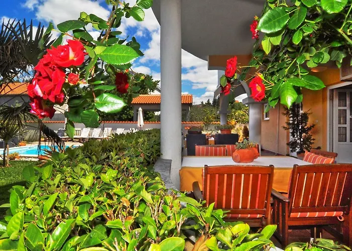 Vanilla With Heated Pool Appartement